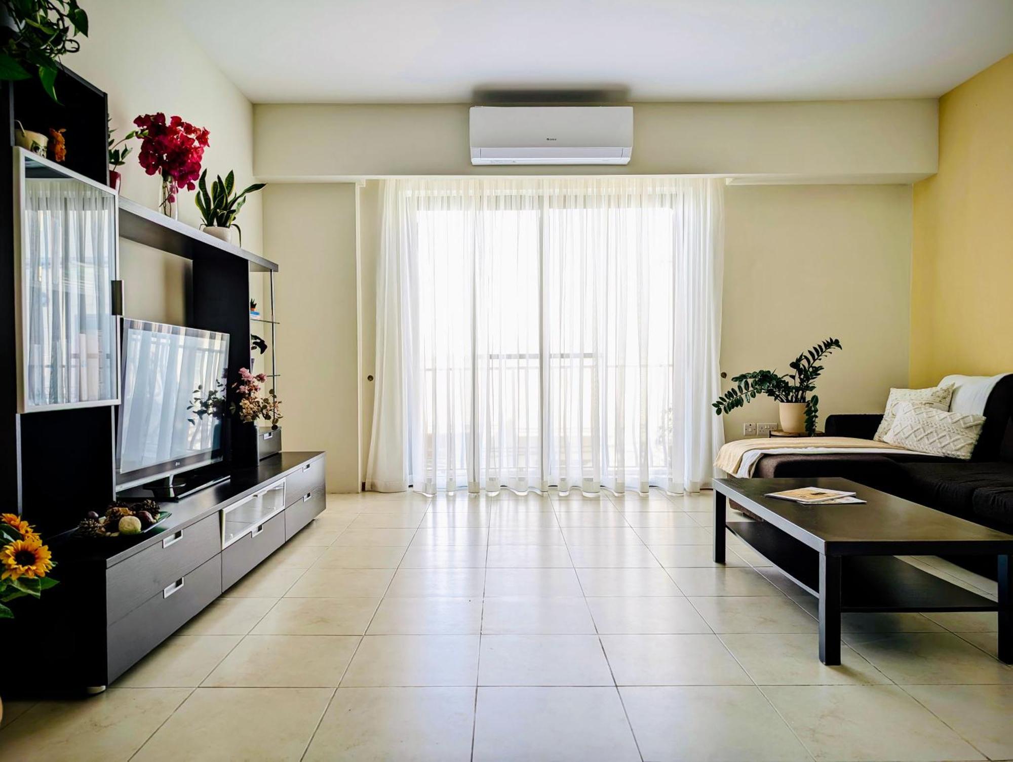 Three Bedroom Apartment Manikata エクステリア 写真